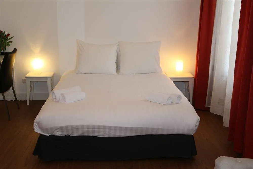 Floris Hotel Amsterdam 2*,  Netherlands